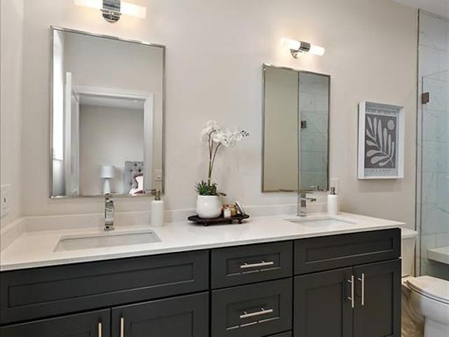 Condo for sale in Grosse Pointe, Michigan