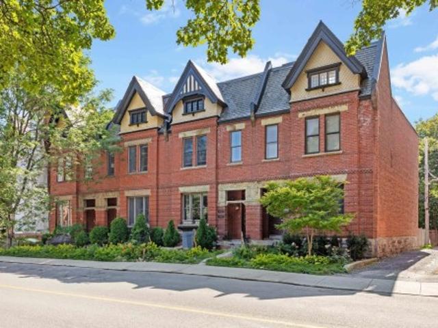 Property for rent in Westmount, Quebec