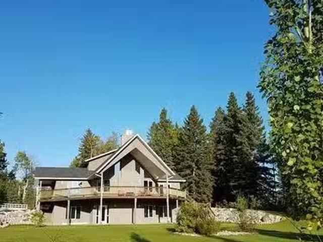 House for sale in Alberta