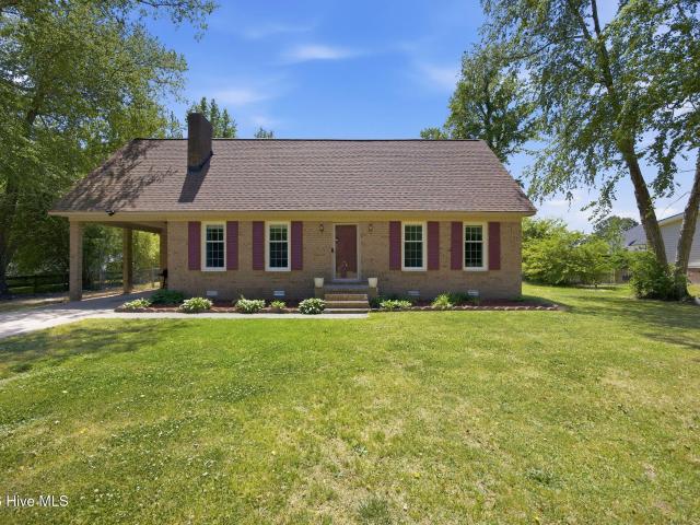 House for sale in Ayden, North Carolina
