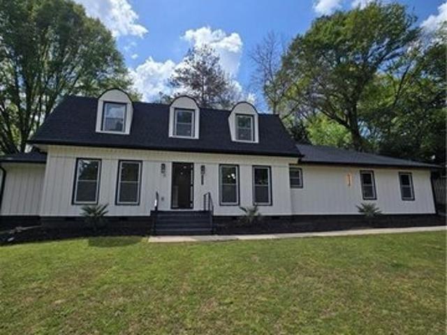 House for sale in Lilburn, Georgia