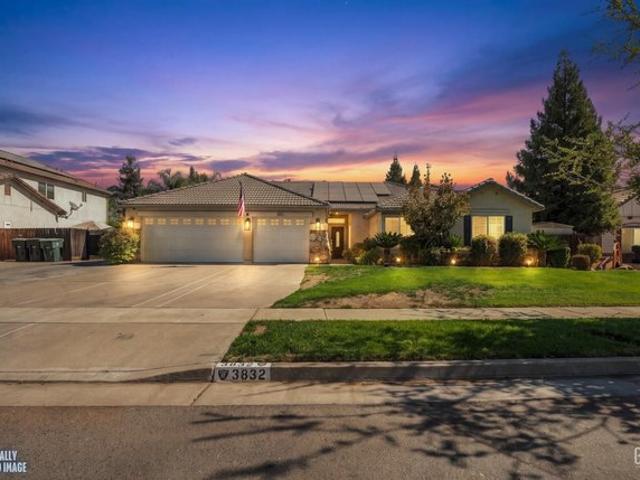 House for sale in Visalia, Tulare County