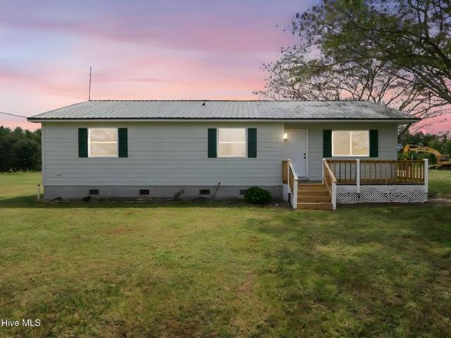 House for sale in Rose Hill, North Carolina