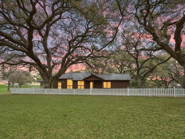 Farm for sale in Cat Spring, Texas