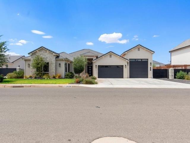 House for sale in Washington, Utah
