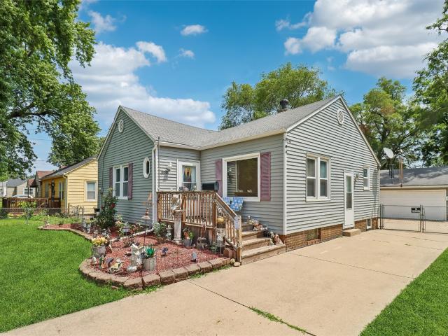 House for sale in Des Moines, Iowa