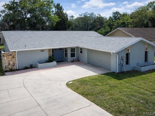 House for sale in Crystal River, Florida