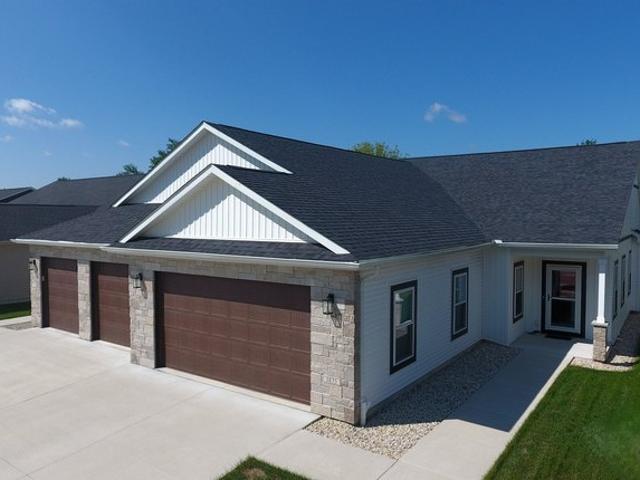 Condo for sale in Janesville, Wisconsin