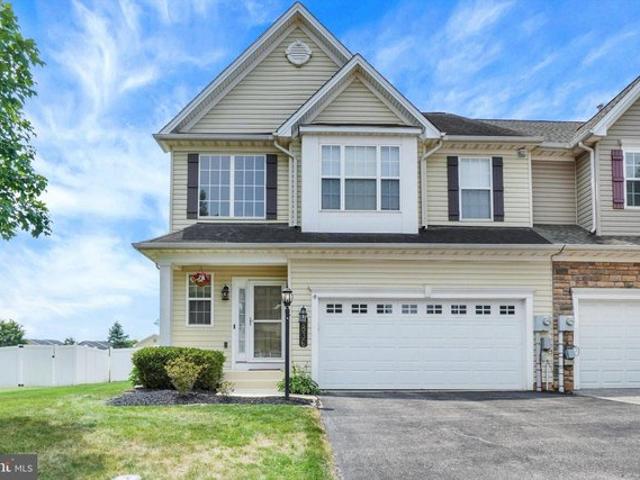 Townhouse for sale in Dover, Pennsylvania