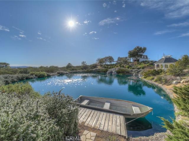 House for sale in Anza, California