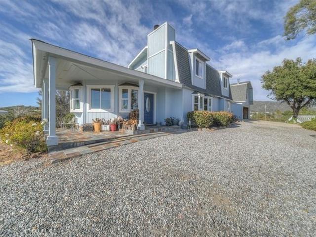 House for sale in Anza, California