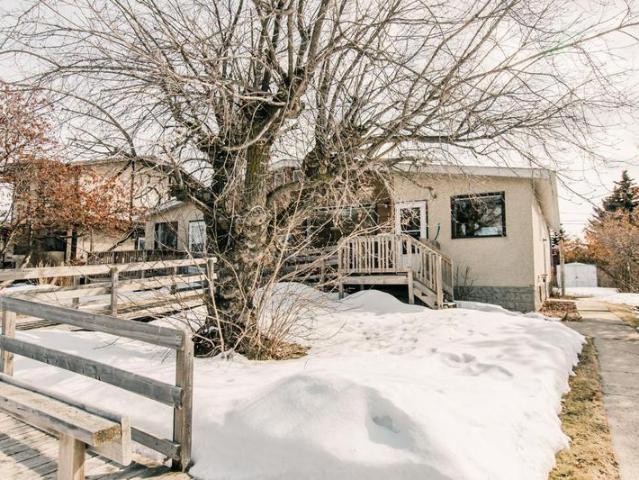 House for sale in Red Deer