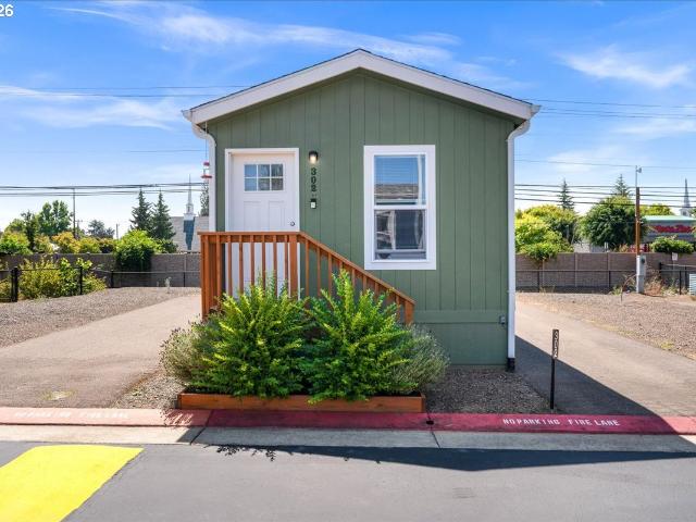 House for sale in Oregonia