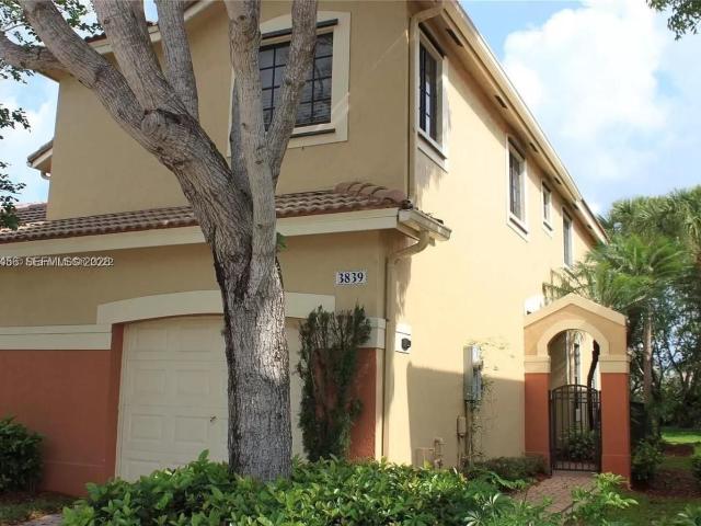 Townhouse for rent in Weston, Florida