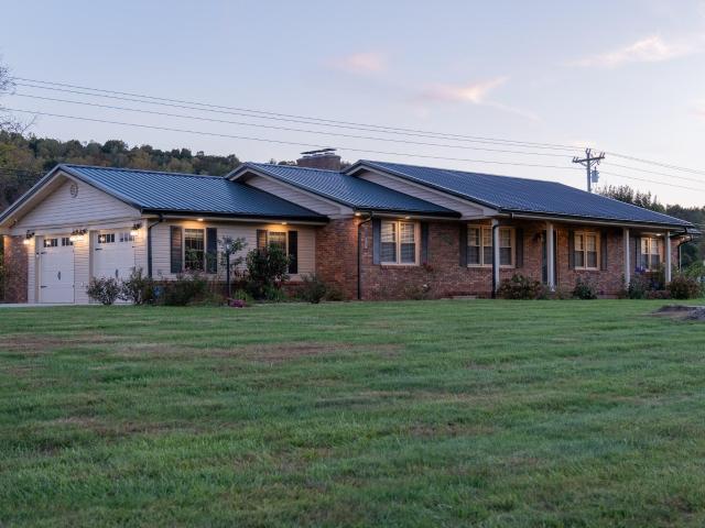 House for sale in Alcalde, Somerset