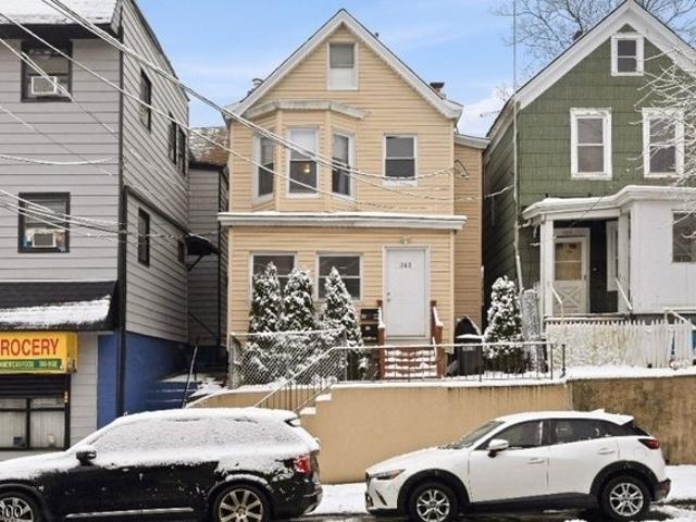 House for sale in Passaic, New Jersey