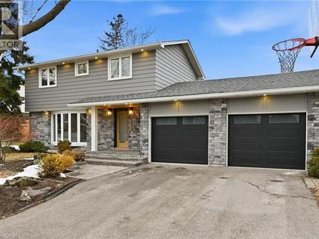 House for sale in Burlington, Ontario