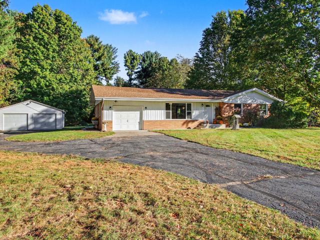 House for sale in Chesterton, Porter County