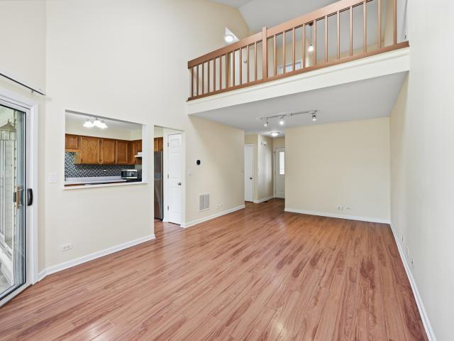 Townhouse for sale in Carol Stream, Illinois