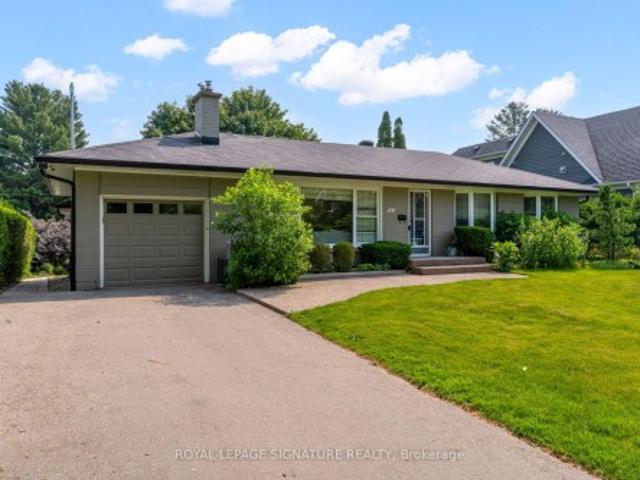 House for sale in Oakville, Ontario