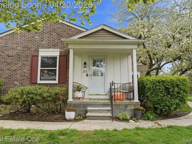 Condo for sale in Walled Lake, Michigan