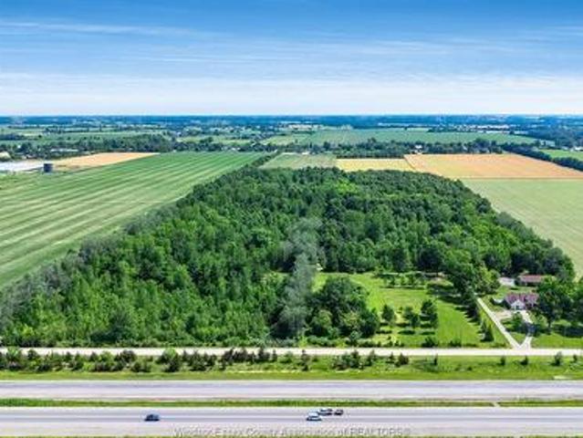 House for sale in Kingsville, Ontario