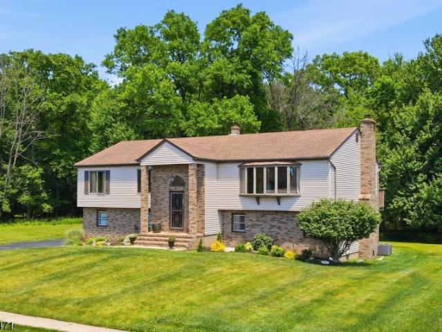 House for sale in Fairfield, New Jersey