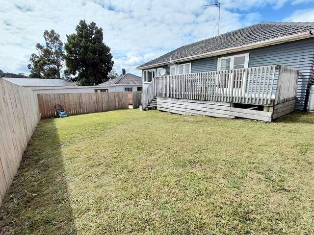 House for rent in Oratia