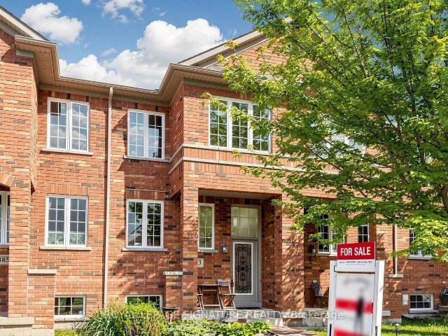 Townhouse for sale in Woburn, Ontario