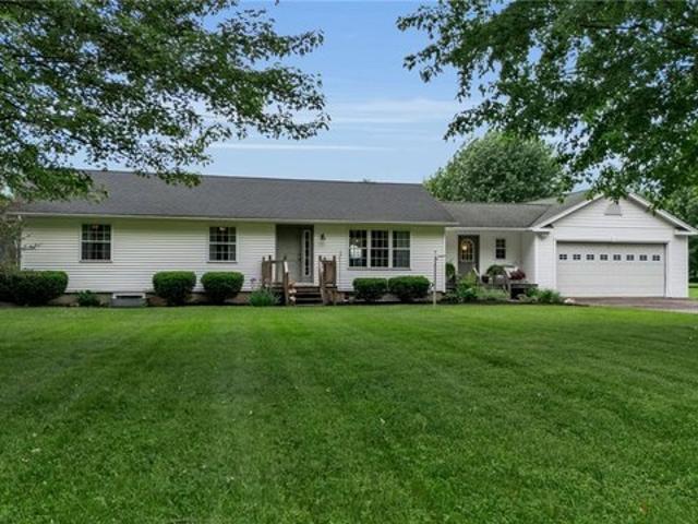 House for sale in Niagara, New York