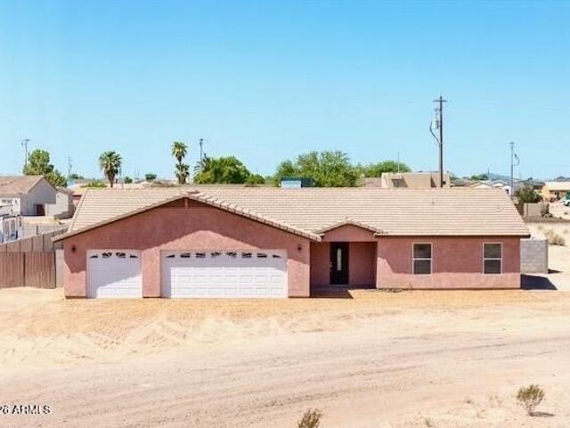 House for sale in Eloy, Arizona