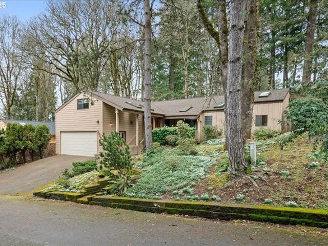 House for sale in Oregonia