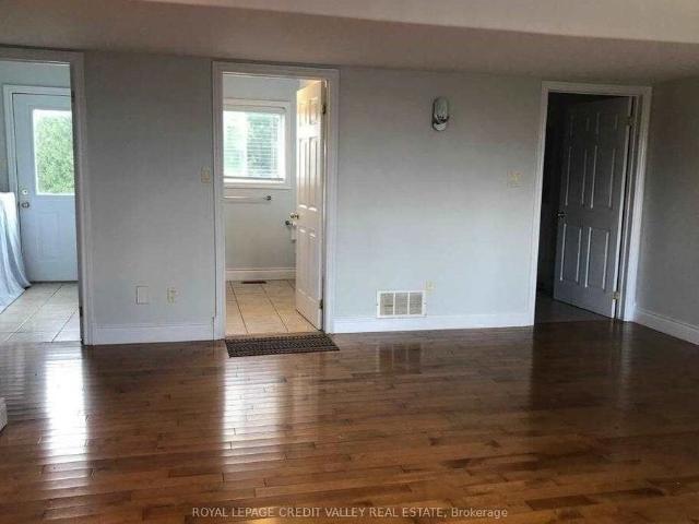 House for rent in Amaranth, Central Ontario