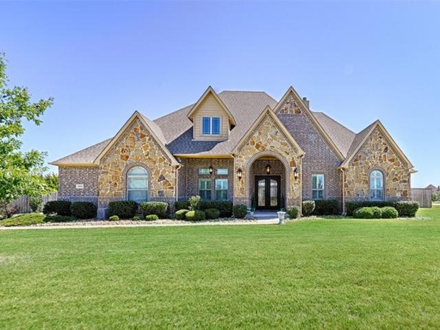 House for sale in Ellis, Texas