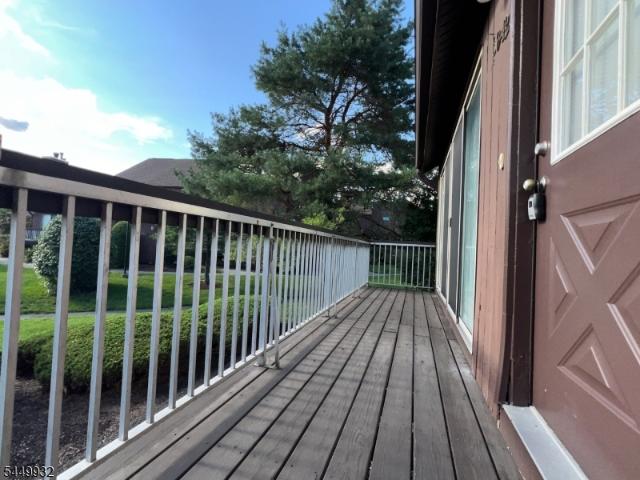 Townhouse for sale in Flagtown, New Jersey
