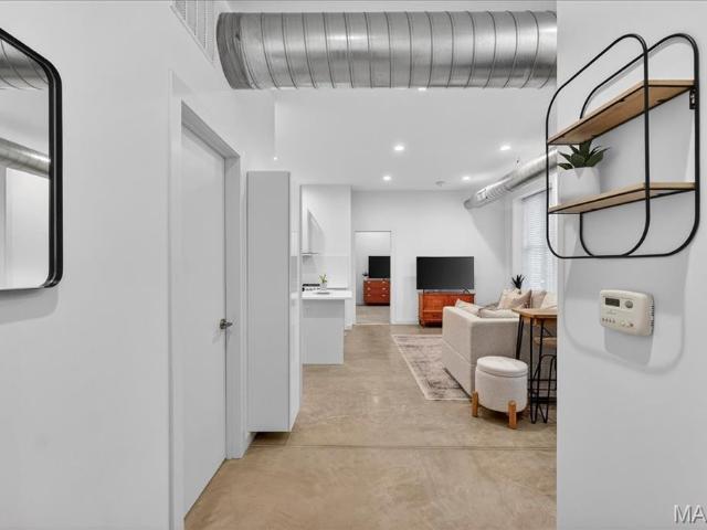 Condo for sale in Saint Louis, Missouri