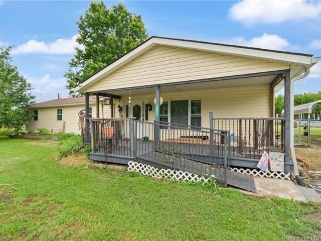 House for sale in Pekin, Indiana