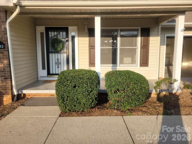 House for sale in Hickory, Catawba County
