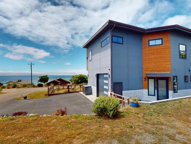 House for sale in Gualala, California
