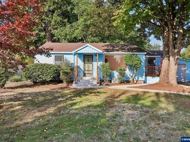 House for sale in Oregonia