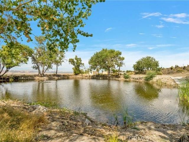 House for sale in Lucerne Valley, California