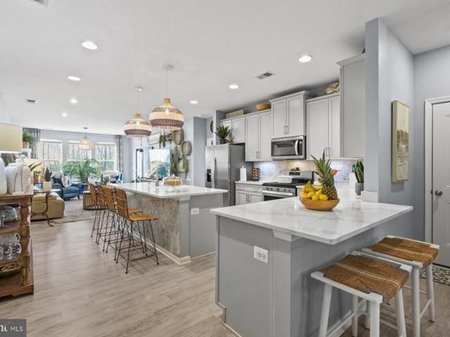 Townhouse for sale in Delaware