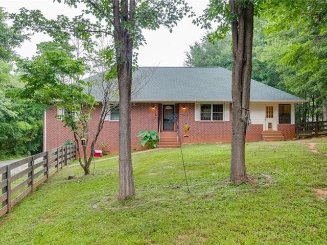 House for sale in Cornelia, Georgia