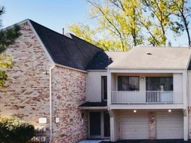 Condo for sale in West Bloomfield, Michigan