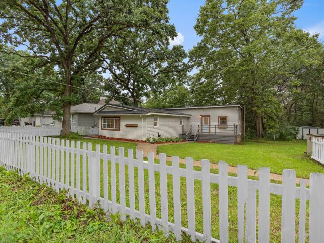 House for sale in Spring Grove, Illinois