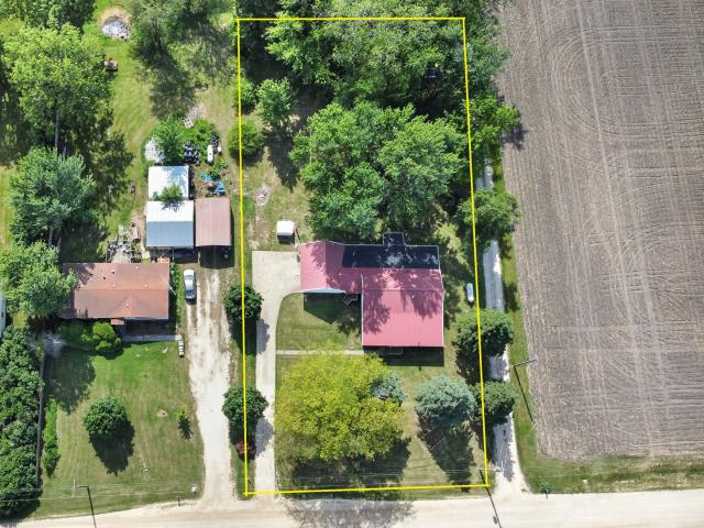 House for sale in Serena, Illinois