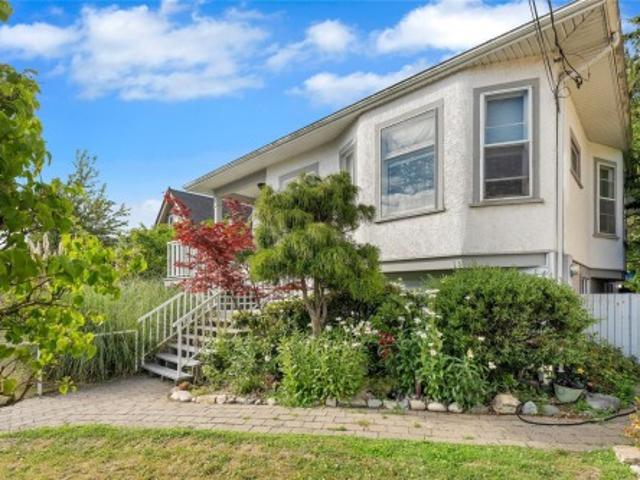 House for sale in Victoria, British Columbia
