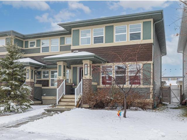 Townhouse for sale in Wedgewood, Alberta