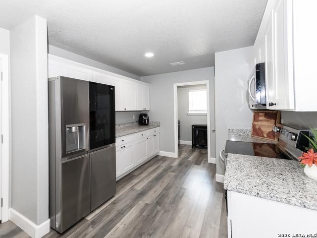 House for sale in Floresville, Wilson County