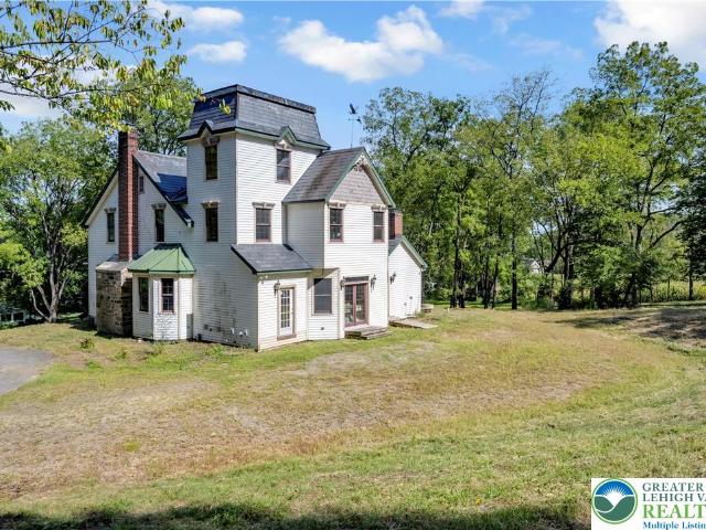 House for sale in Bushkill, Pennsylvania